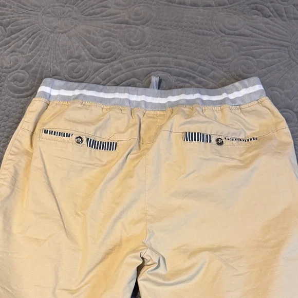Men's Beige Athletic Shorts with Drawstring - Picture 7 of 11